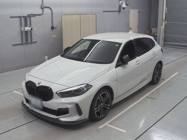 BMW 1 SERIES – 2023 – 5