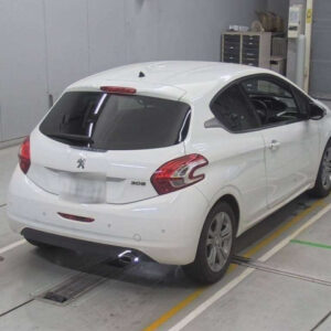 PEUGEOT 208 – 2014 – 3