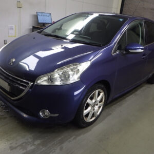 PEUGEOT 208 – 2015 – 3.5