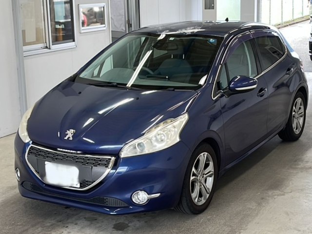 PEUGEOT 208 – 2013 – 3.5