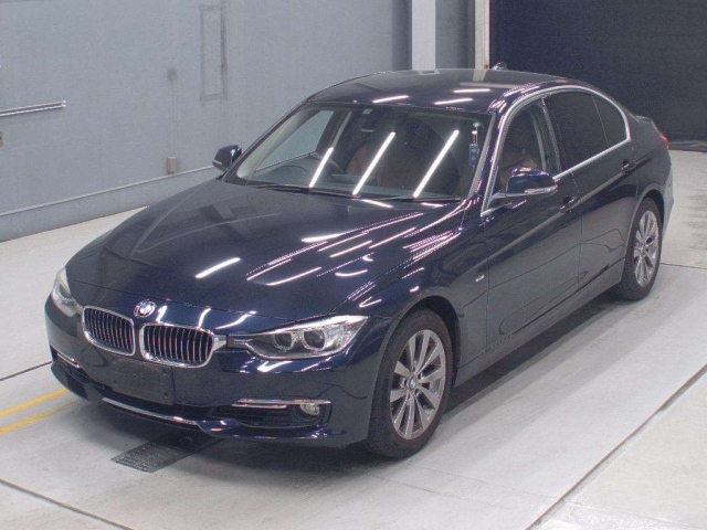 BMW 3 SERIES – 2012 – 4