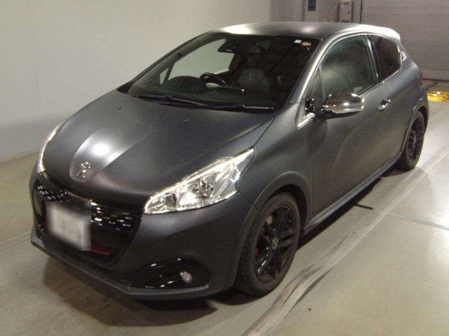 PEUGEOT 208 – 2018 – 4