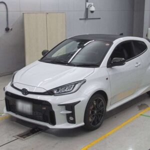 TOYOTA YARIS 2023 Pearl (GXPA16)