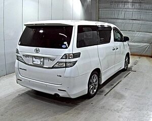TOYOTA VELLFIRE 2010