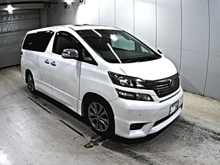 TOYOTA VELLFIRE 2010