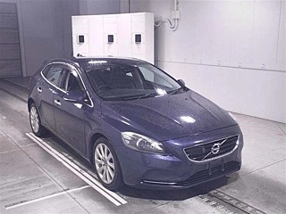 VOLVO V40 2013