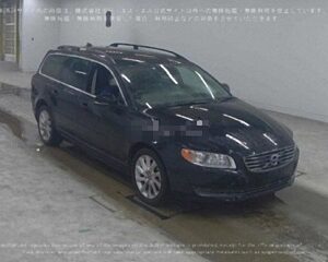 VOLVO V70 2013