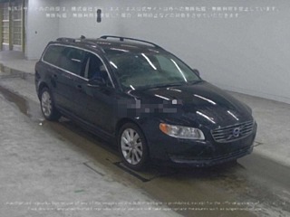 VOLVO V70 2013